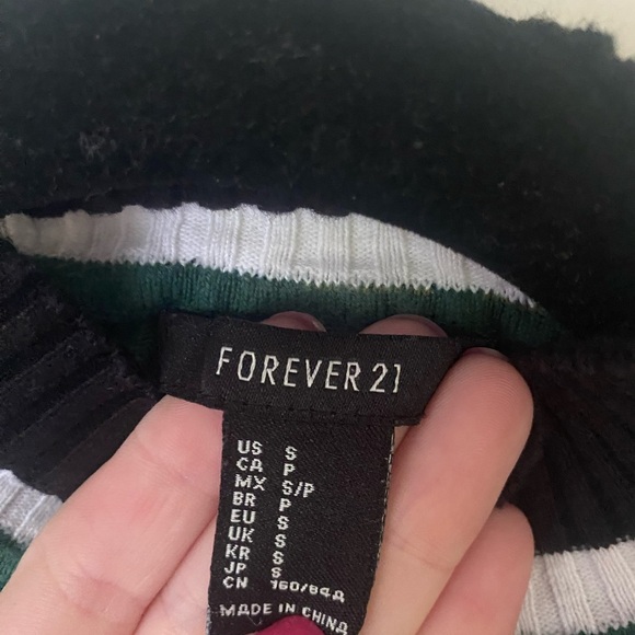 Forever 21 Green / Black / White Long Sleeve Mock Neck - Picture 3 of 4